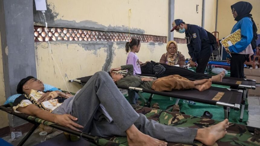 10 Siswa di Mamuju Dilarikan ke RS Diduga Keracunan MBG