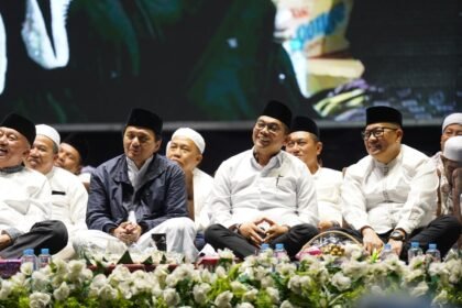 Bupati Tanah Bumbu Hadiri Isra Mi’raj, Haul Guru Sekumpul, dan Haul Hj Wardatul Wartiah
