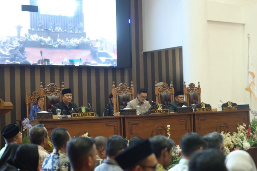 Image default